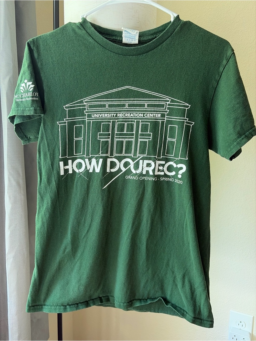Delta Green "How Do U Rec?" University Recreation Center Graphic Tee
